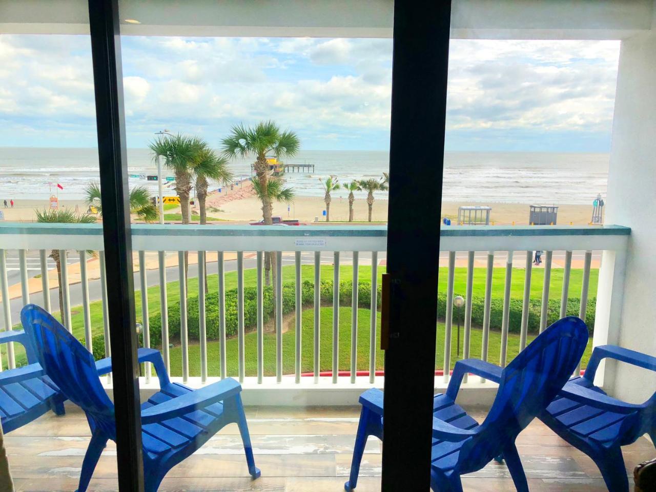 Cdm 304 - Beachfront Serenity Galveston Exterior photo